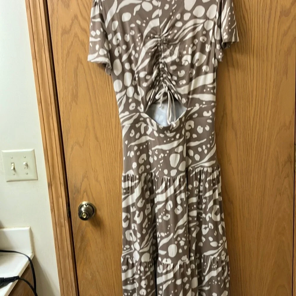 Cabi  Brown Patterned Dress size medium - Picture 3 of 6